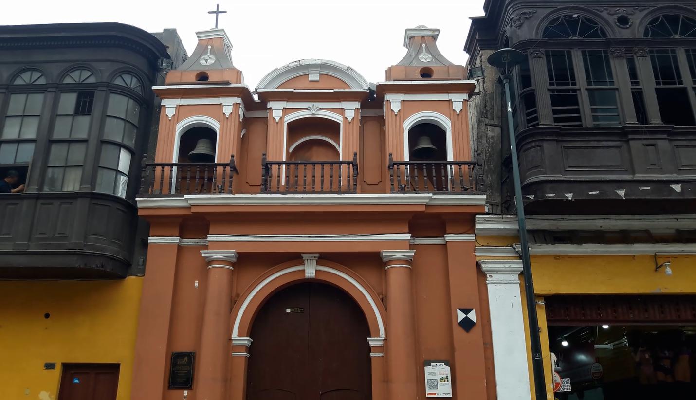 La templo Nuestra Señora Virgen del Rosario, también conocido como la 'Capilla del puente', es el más pequeño del mundo. Ha sido declarado patrimonio por la Unesco (Foto: María del Carmen Yrigoyen).