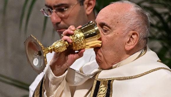 El papa Francisco presidió la misa Crismal con motivo de Jueves Santo | Foto: Andreas SOLARO / AFP