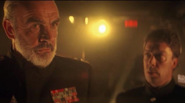 Dr. Petrov en "The Hunt for Red October" (1990) (Foto: Difusión)