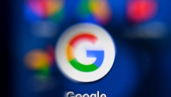 El logotipo de la multinacional estadounidense de tecnología y servicios relacionados con Internet Google en la pantalla de una tableta. (Foto: Kirill KUDRYAVTSEV / AFP)