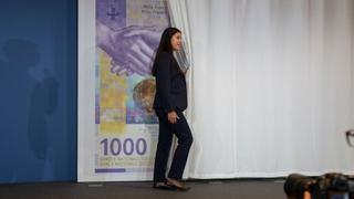 ¿Por qué los suizos siguen amando el dinero en efectivo (a contracorriente del resto de Europa)?