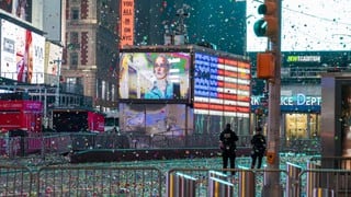 Con las calles vacías: así celebró el mundo la llegada del Año Nuevo