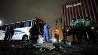 Lurín: un muerto y al menos 15 heridos deja el choque de un bus con tráiler en la Panamericana Sur