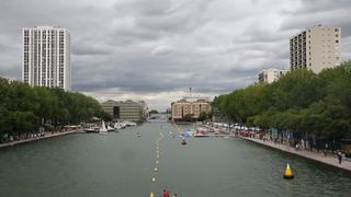 Francia: París inaugura su playa a orillas del Sena [VIDEO]