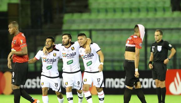 Melgar perdió 2-1 ante Caracas en Venezuela pero el gol de visita le dio la clasificación a la fase de grupos de la Copa Libertadores 2019. (Foto: EFE)
