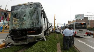 Independencia: así quedó el bus del Metropolitano tras aparatoso choque | FOTOS