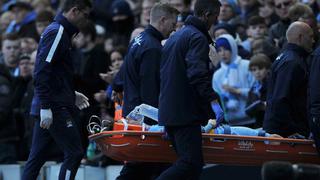Manchester City: Silva salió del campo tras recibir codazo