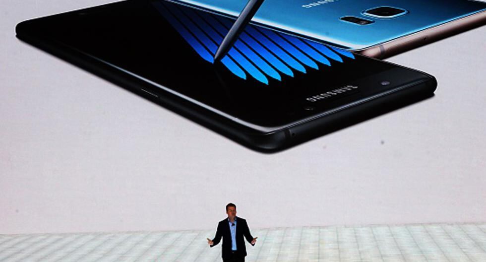 ¿Desde ahora sólo existirán Samsung Galaxy Edge? La pantalla curva se convertirá en el identificador de Samsung y sus celulares contarán con dicha característica desde el 2017. (Foto: Getty Images)