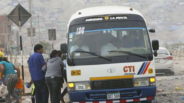 Transportistas que volvieron a Manchay deben más de S/3 mllns. - 1