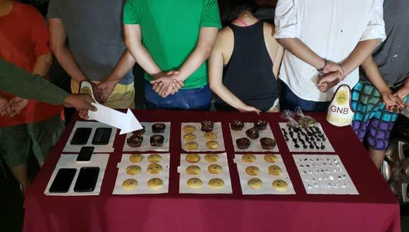 En el estado de Bolívar, en Venezuela, arrestaron a 6 personas que vendían galletas elaboradas con marihuana y las ofrecían por Instagram. (Foto: Twitter @GNB_CZBolivar)