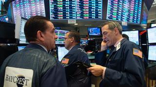 Wall Street cae por temor a mayores tensiones comerciales