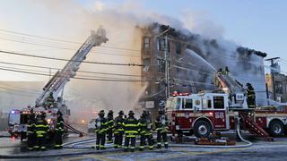 Nueva York: incendio en edificio de El Bronx deja 23 heridos