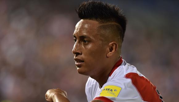 De acuerdo con el portal mexicano "Fútbol Total", la directiva de Cruz Azul buscaba cerrar el pase de Christian Cueva. Sin embargo, el director deportivo del club desmintió ese rumor. (Foto: AFP)