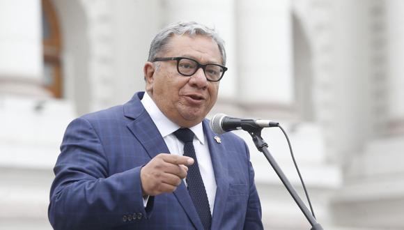 El parlamentario indicó que cuando Aníbal Torres juró como primer ministro lo consideró “un poquito más inteligente y con más experiencia”, pero “ha demostrado que sí se puede ser peor”. (Foto: El Comercio)