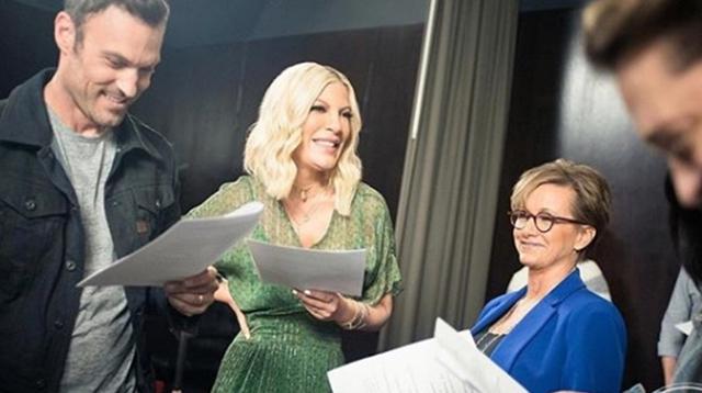 Gabrielle Carteris, Shannen Doherty, Jennie Garth, Brian Austin Green, Jason Priestley, Tori Spelling e Ian Zierin, durante el reencuentro por las próximas grabaciones de la nueva versión de "Beverly Hills 90210".