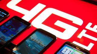 Operadores móviles entran en guerra por las bandas para 4G