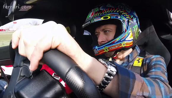 Valentino Rossi demostró una vez más su pasión por los Ferrari. (Video: YouTube)