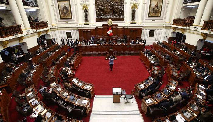 Tres son los candidatos para presidir la comisión