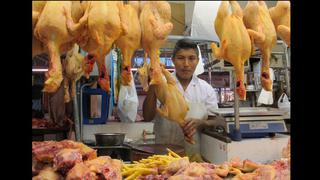 Huancayo: comerciantes minoristas realizaron paro de 24 horas por alto precio del pollo  | VIDEO