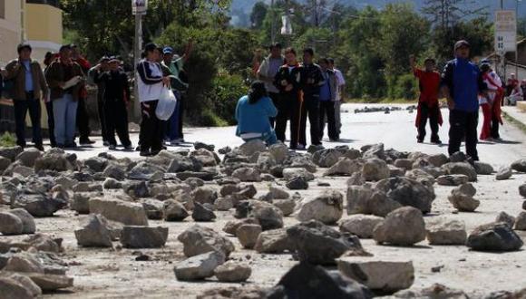 Carretera Puno - Moquegua fue bloqueada en segundo día de paro
