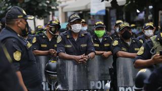 COVID-19: 106 policías hospitalizados y 16 con ventilación mecánica, según Mininter