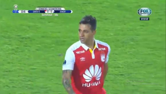 Diego Guastavino casi abre el marcador en el Santa Fe vs. Junior con un gran remate desde afuera del área. El duelo se jugó por las semifinales de la Copa Sudamericana (Foto: captura de pantalla)