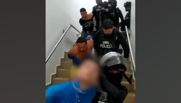 La detención de los miembros de la banda que tomó rehenes tras asaltar un hospital en Ecuador fue compartida en las redes sociales. (POLICÍA ECUADOR).