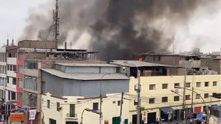 La Victoria: reportan incendio en prolongación Huánuco y más de 10 unidades de bomberos atienden siniestro