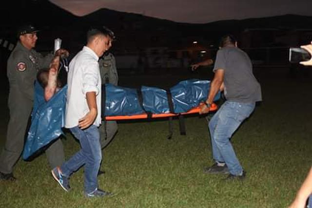 Un helicóptero del Ejército Peruano, que transportaba a una comitiva de militares y policías, se precipitó esta tarde en la región Amazonas (Foto: Wigberto Calongos).