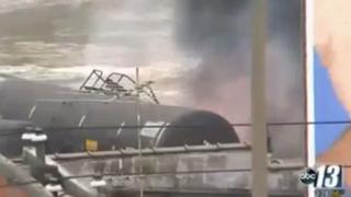 Tren con petróleo se descarrilló e incendió en EE.UU.
