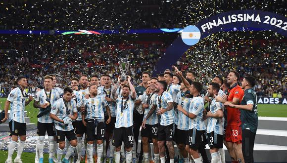 Tras ganar la Finalissima, la selección argentina se convirtió en la más ganadora de la historia.