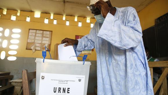 Cerca de 7.5 millones de personas votan para elegir a los nuevos parlamentarios en Costa de Marfil. EFE