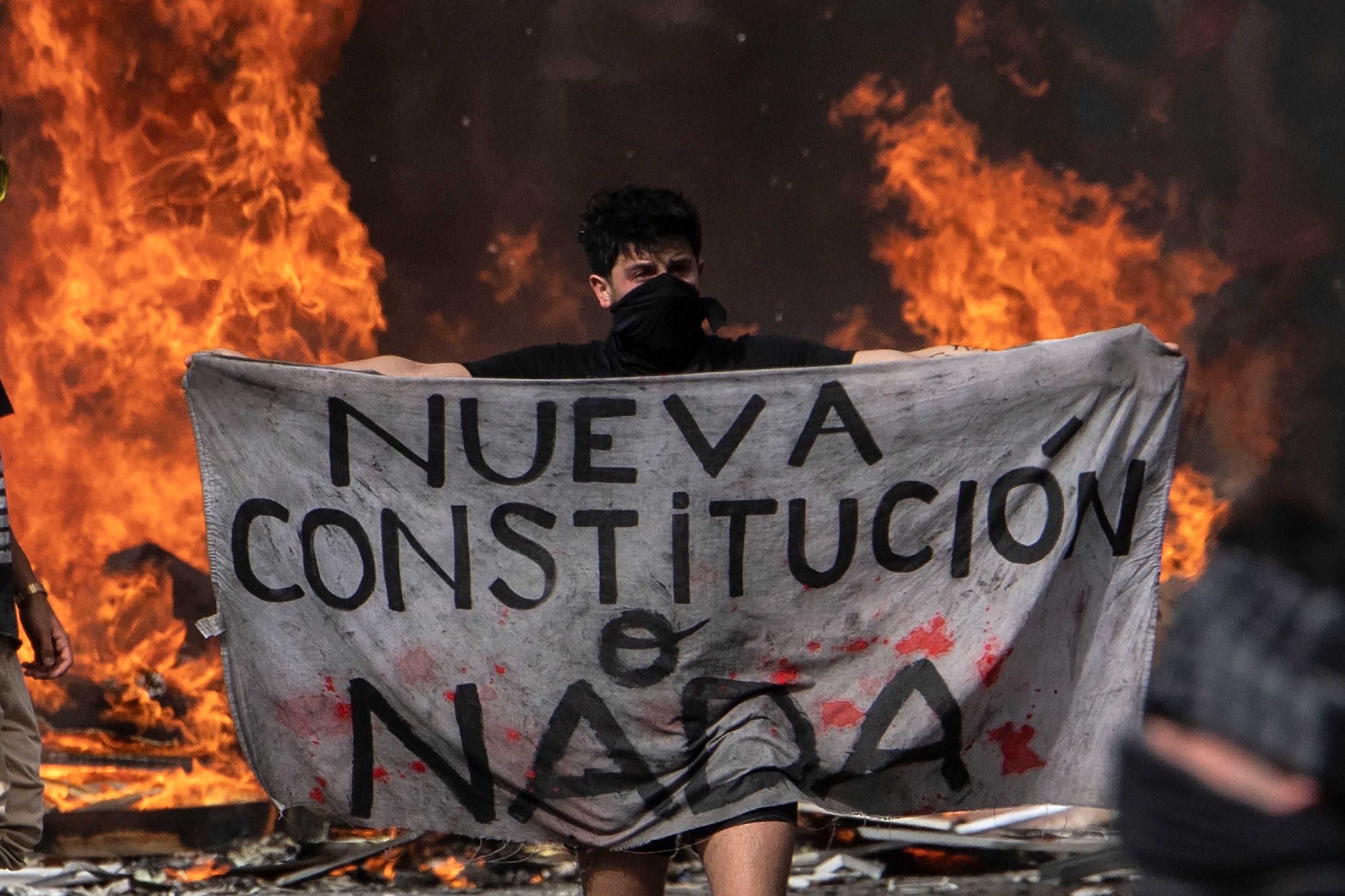 The elaboration of a new Constitution in Chile was the product of the social outbreak of October 2019. / AFP / Pedro UGARTE