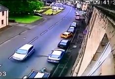 YouTube: ¿El peor intento de estacionar un auto? | VIDEO