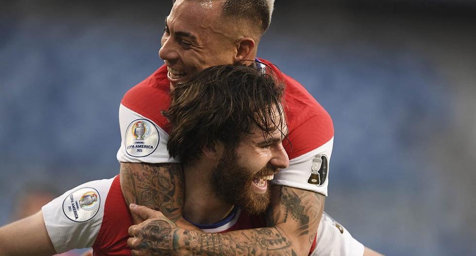 Martín Lasarte reveló los celos de jugadores de La Roja contra Ben Brereton| Foto: AFP
