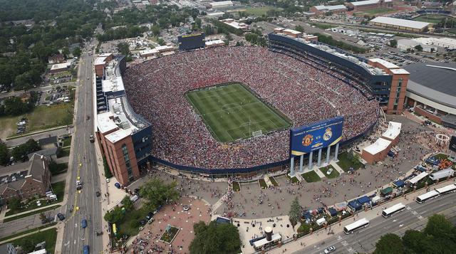 El espectacular marco de gente en el Real Madrid-Manchester - 3