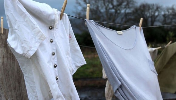 TRUCOS CASEROS | Lava nuevamente tu ropa después de que se haya mojado a causa de las lluvias. (Foto: Lelsey Barker / Pixabay)