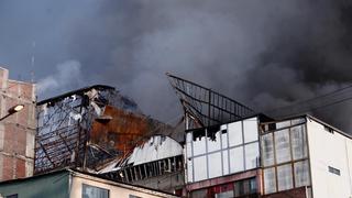 Mesa Redonda: Muñoz señala que incendio “no se va a expandir, son cosas que rebrotan”