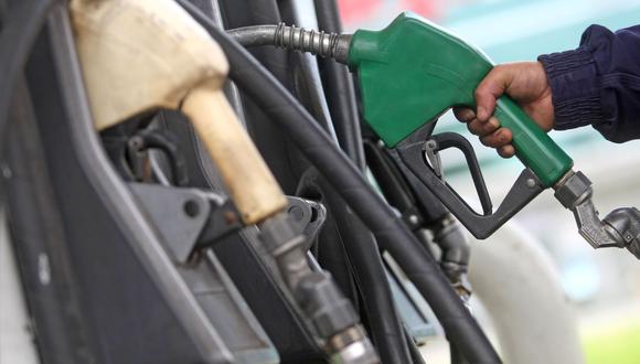Precios de los combustibles aumentaron. (Foto: Andina)
