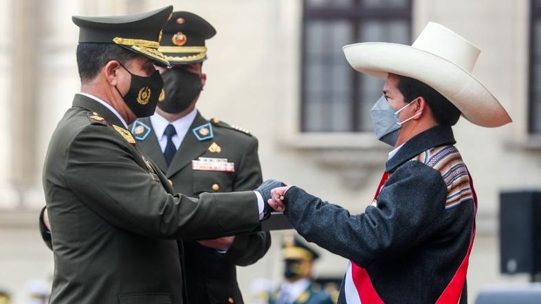 Así fue el reconocimiento de Pedro Castillo como jefe supremo de las Fuerzas Armadas y la Policía Nacional