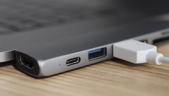 Cómo limpiar el puerto USB-C de tu smartphone o computadora en cuatro pasos, Computadora, Laptop, TECNOLOGIA