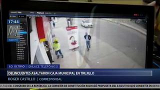 La Libertad: cinco delincuentes asaltaron agencia de Caja Trujillo | VIDEO