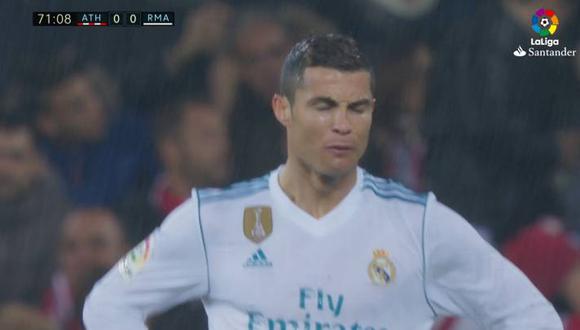 Cristiano Ronaldo apenas lleva dos goles en la Liga Santander con el Real Madrid. Contra el Athletic Bilbao erró otra ocasión de gol y eso hizo que 'explotara' de cólera en el campo. (Foto: captura de video)