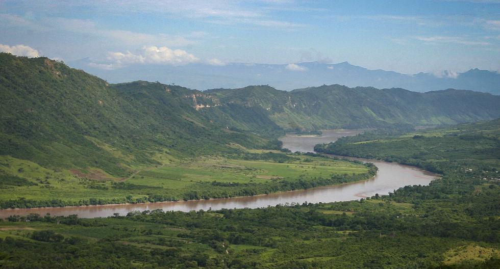El Huallaga es un afluente del río Marañón. Se extiende por las regiones de Pasco, Huánuco, San Martín y Loreto.