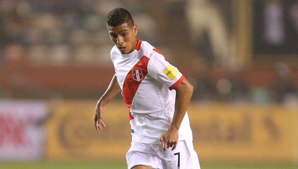 Paolo Hurtado no terminó las prácticas de la selección peruana. (Foto: Agencias)