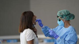 España registró 9.779 nuevos contagios por coronavirus, 3.829 en 24 horas 