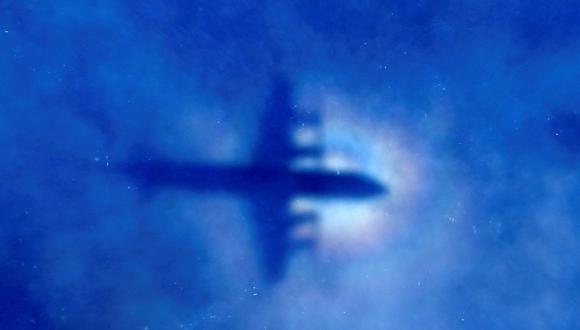 Barco que busca al vuelo MH370 de Malaysia Airlines desaparece misteriosamente 80 horas. (Reuters).