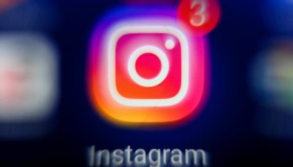 Una fotografía tomada el 18 de octubre de 2021 en Moscú muestra el logotipo de la red social estadounidense Instagram en la pantalla de una tableta. (Foto: Kirill KUDRYAVTSEV / AFP)