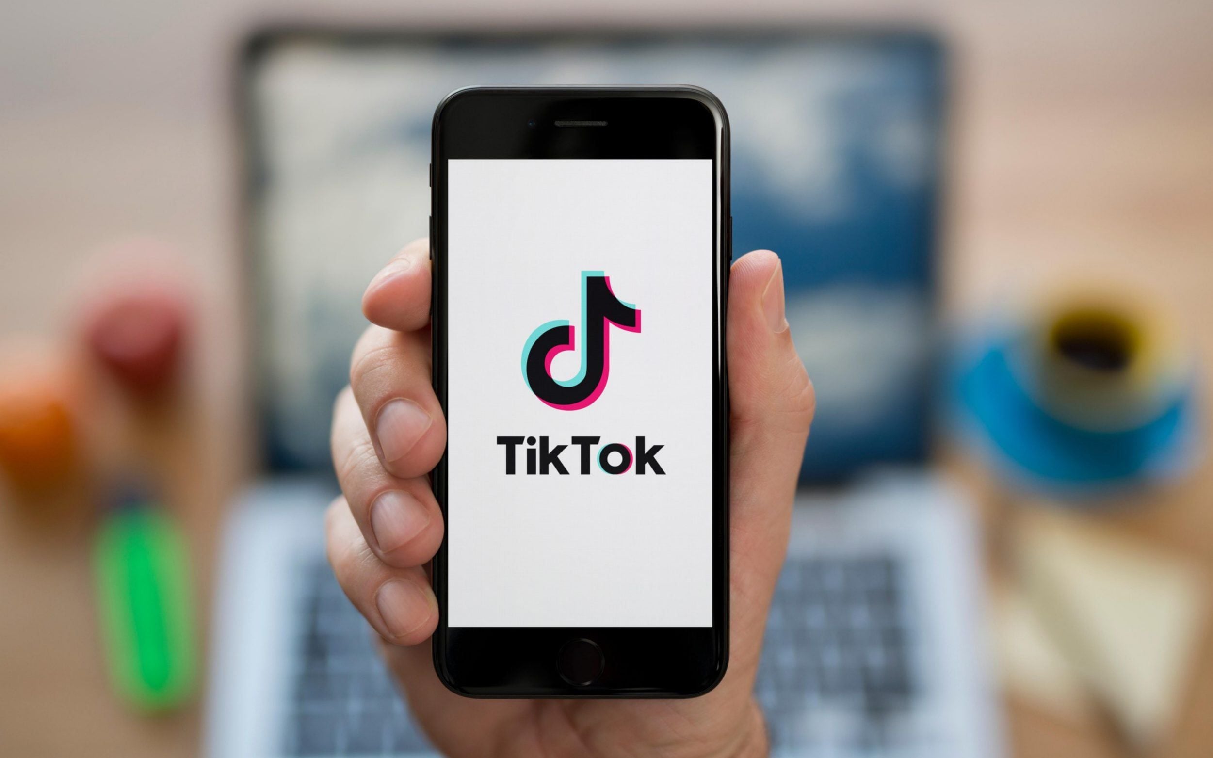 Conoce cuál es el atajo que te permitirá descargar videos de TikTok a tu iPhone de forma sencilla