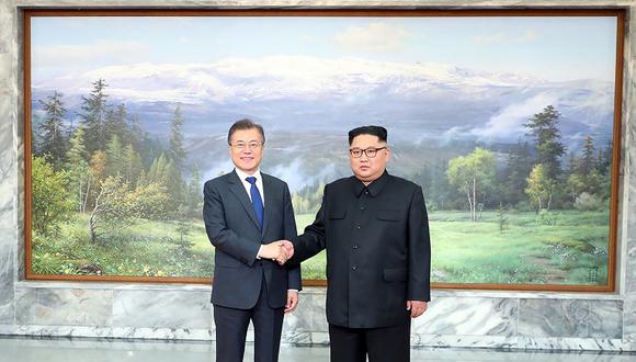 Se espera que esta cumbre, la tercera que Moon y Kim celebran este año, permita desbloquear el diálogo entre el régimen y Washington para la desnuclearización de la península. (Foto: AFP)